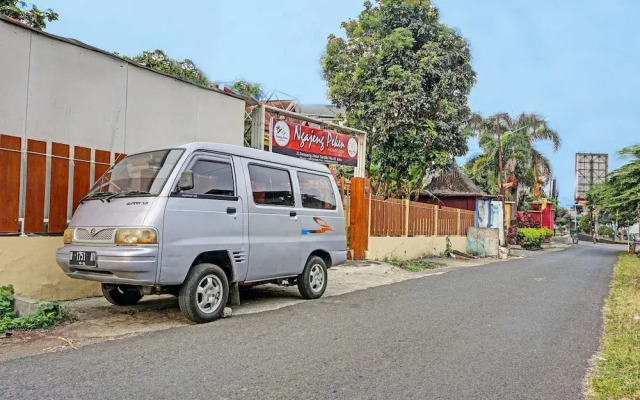 OYO Life 91452 Ngajeng Peken Homestay