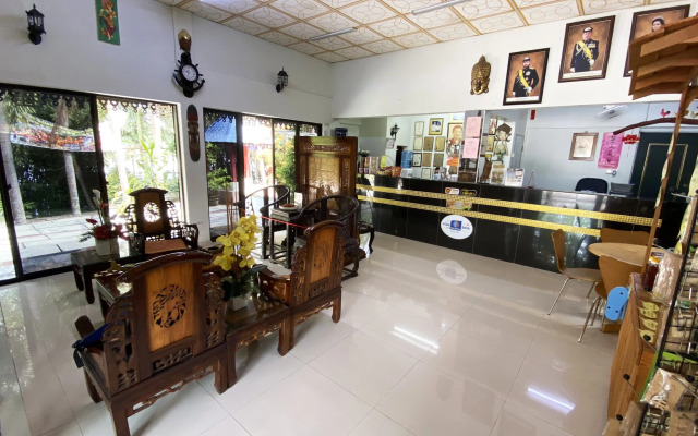 Sabak Awor Resort