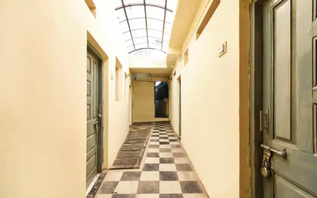 Hotel Deepali Lodging by OYO Rooms