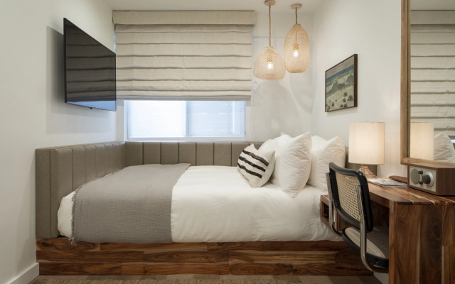 The Pearl Hotel