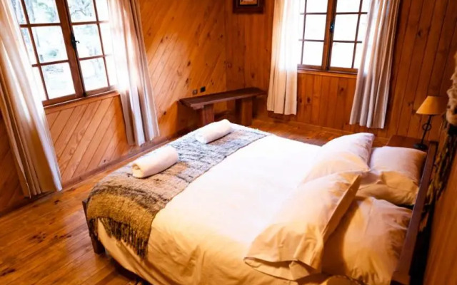 Patagonia Baker Lodge