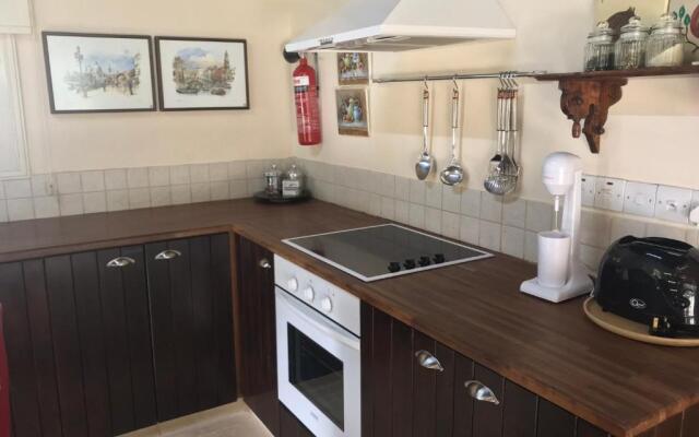 Agia Mavri House