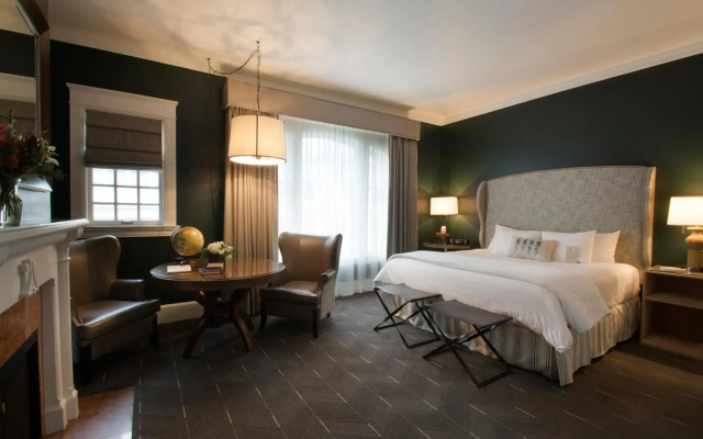 Sentinel Hotel