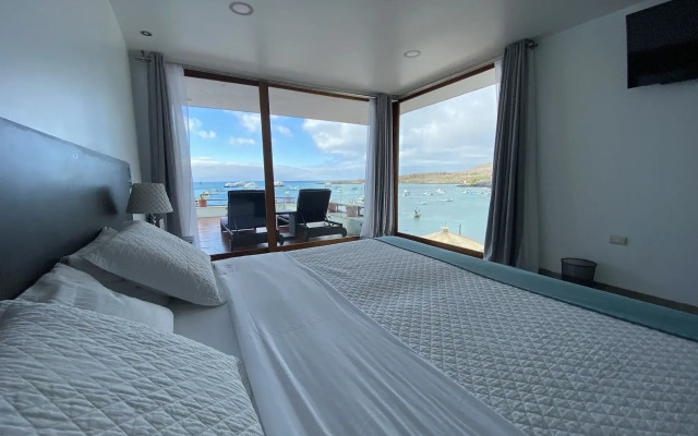 Galapagos Sunset Hotel