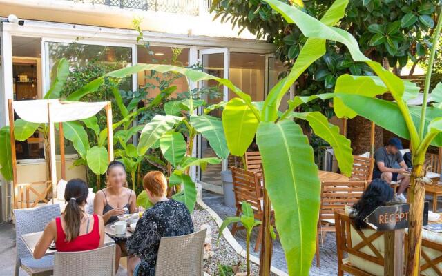 Auberge de Jeunesse HI Nice - Les Camélias