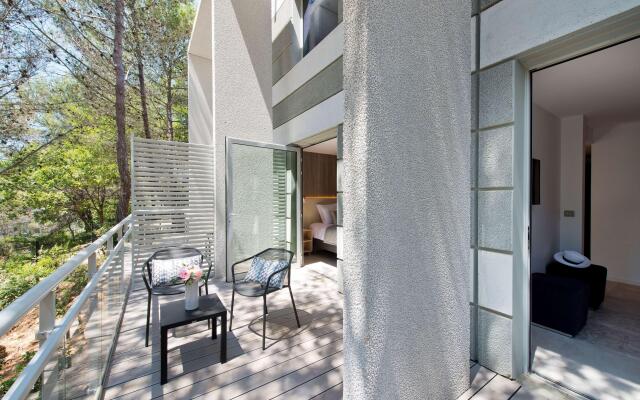 Golden Tulip Sophia Antipolis - Hotel And Spa