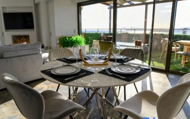 Exclusive 2 bed Luxury Panorama