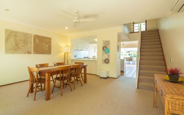 Noosa Entrance Waterfront Resort