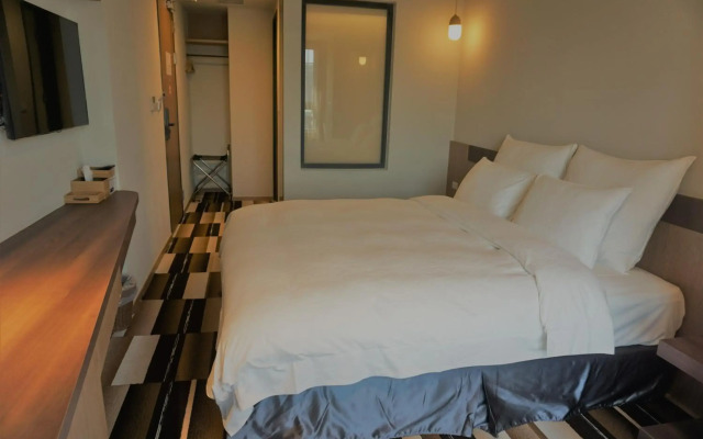 Watermark Hotel Kaohsiung Station
