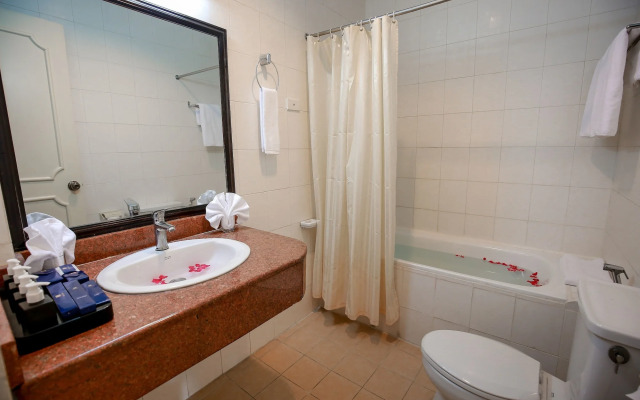 Hoa Binh Hotel