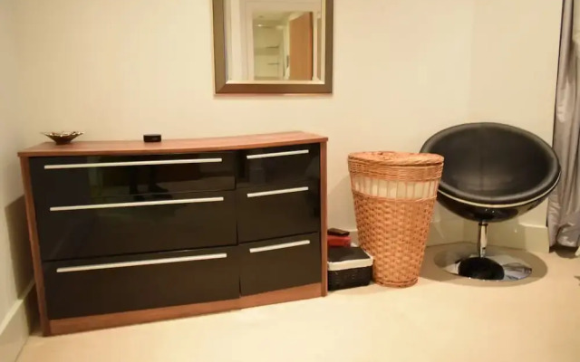 Elegant 3 Bedrooms Apartment in Pimlico Townhouse