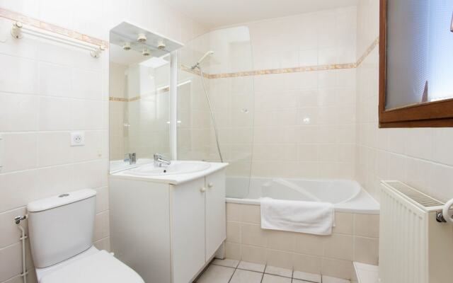 Authentic Chalet Méribel Village Close to the slopes