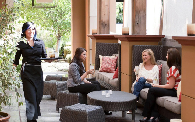 Juniper Hotel Cupertino, Curio Collection by Hilton