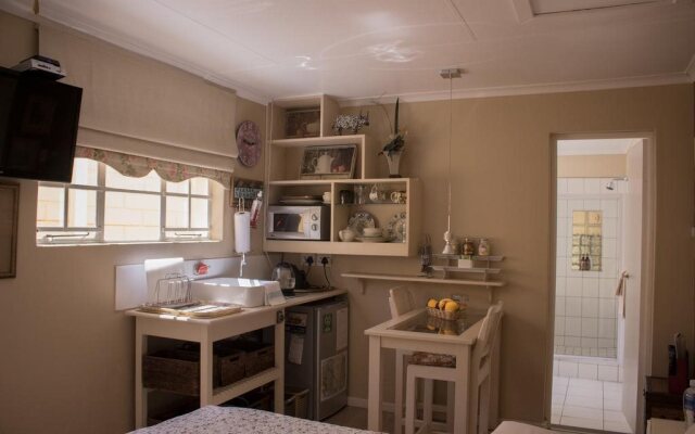 Chateau de Carolle B&B Guesthouse