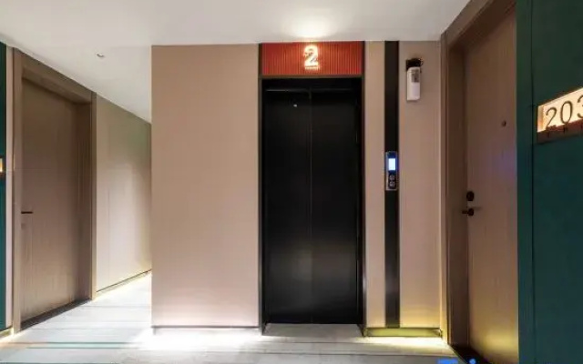 New Beacon Shangju Hotel (Optics Valley Huijin Center Branch)