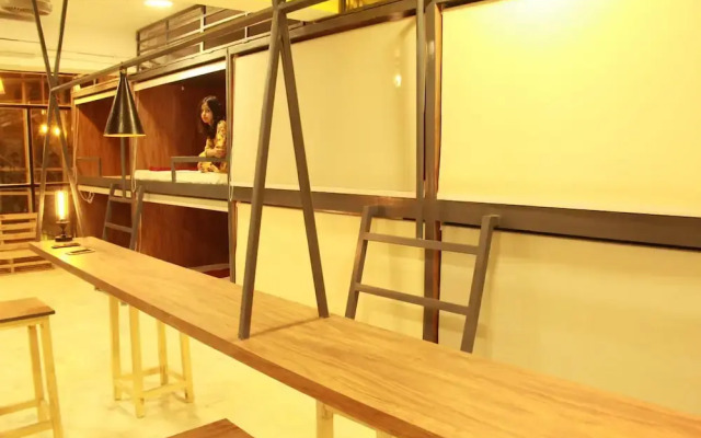 PodStop Delhi