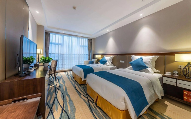 Days Hotel by Wyndham Chongqing Keyuan