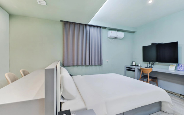 No.25 Signature Hotel Daechung