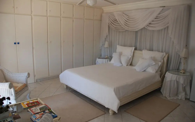 Palms Lodge