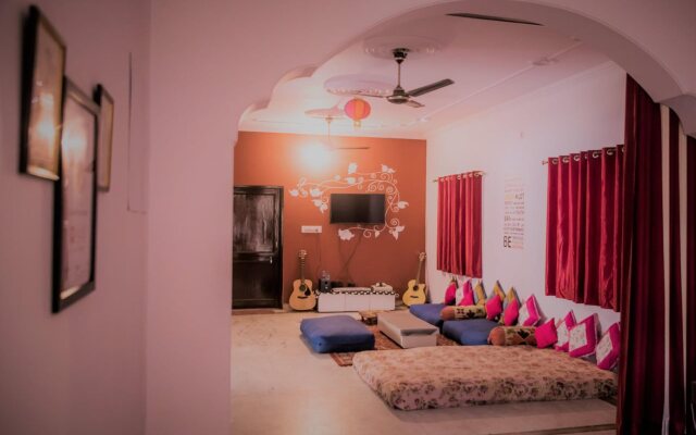 CrashPad Hostotel Jaipur