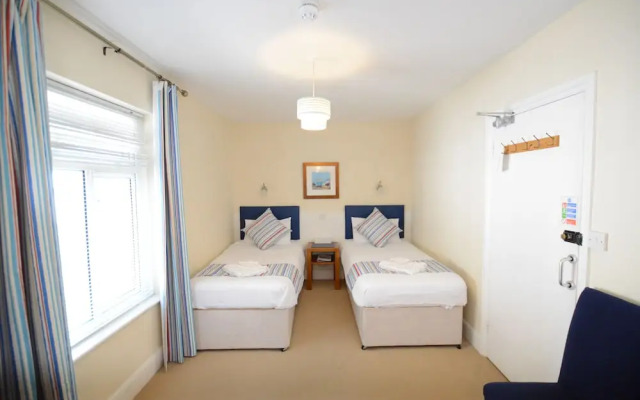 Pink Beach Guest House