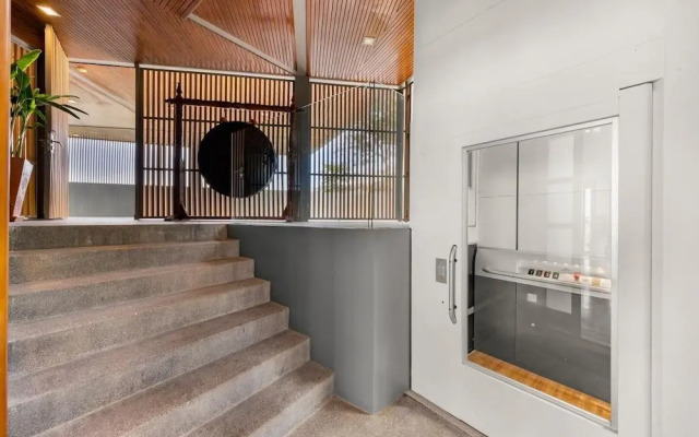 Villa Skyfall