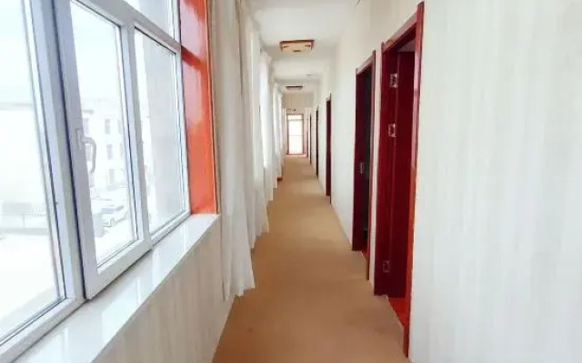 Chaka Salt Lake Yinhu Hotel