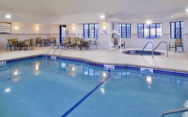 Staybridge Suites Rochester - Commerce Dr NW by IHG