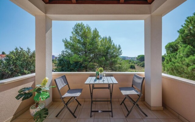 Beautiful Home in Valbandon With Wifi and 4 Bedrooms