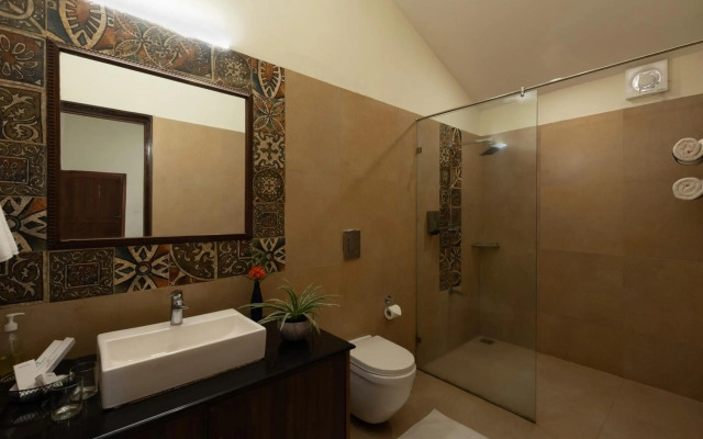 Sherlock Homes  A Heritage Theme Hotel