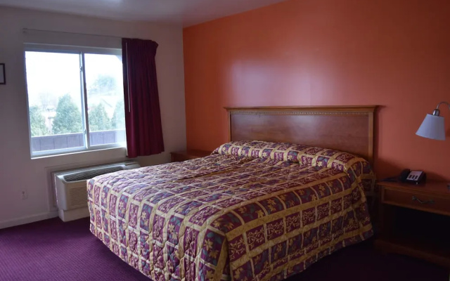 Plymouth Motor Lodge