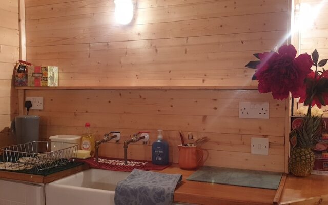 The Oxford Cabin, Captivating, Customisable & Cosy