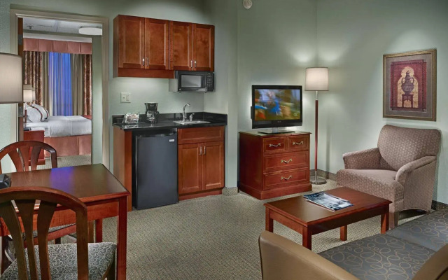 Holiday Inn University of Memphis All Suite by IHG