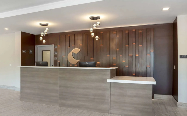 Comfort Inn & Suites Destin near Henderson Beach