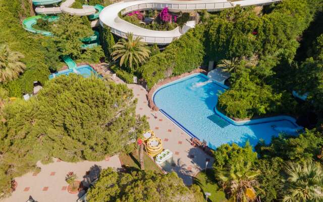 Ali Bey Club & Park