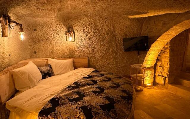 Lubberona Cave Cappadocia