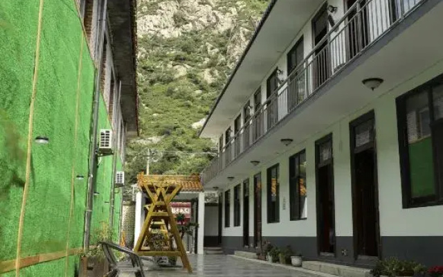 Wutai Mountain Hemu Jianshan Homestay (Wuye Temple Branch)