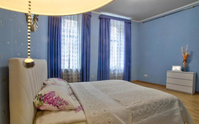 Apart24 (Апарт24) на набережной реки Фонтанки