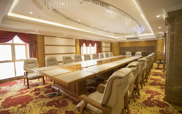 Rui Zhi Hotel
