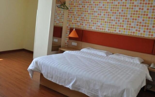 Home Inn- Tengchong Dongfang Road Branch