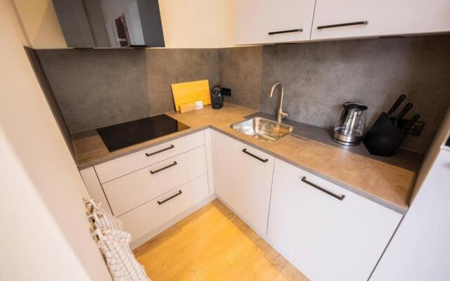 Elegant 2 Bedroom Serviced Apartment 54m2 -MST40E-