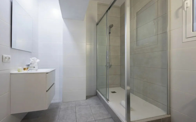 Stay U-nique Apartment Gran Via IV