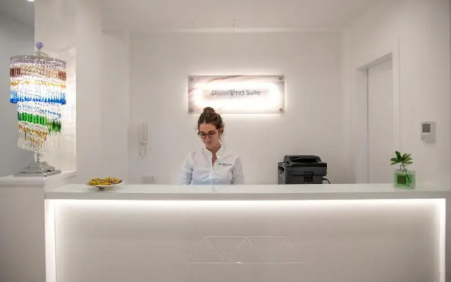 Diamond Suites
