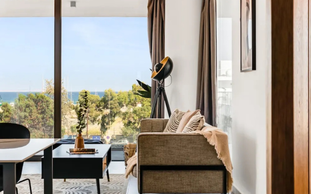 Sanders Gaia Bright 2 Bdr Apt With Sea View