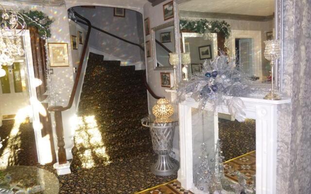 Castle Hotel