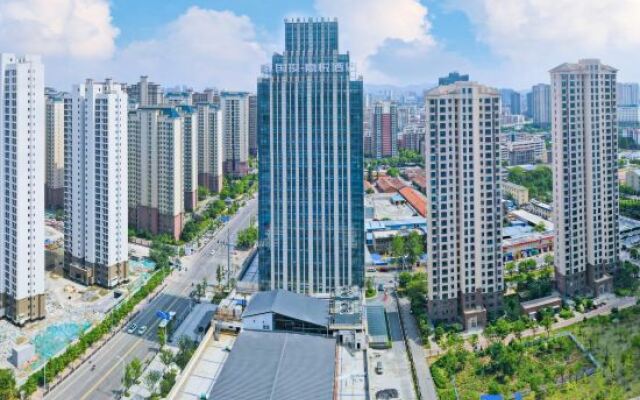 Xiangyang Guotou Jiayue Hotel
