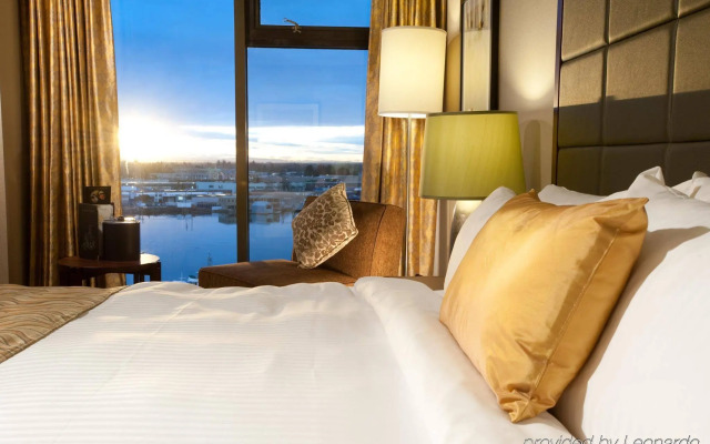 Radisson Blu Vancouver Airport Hotel & Marina