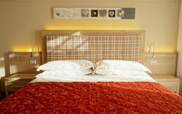 Hotel Alpina