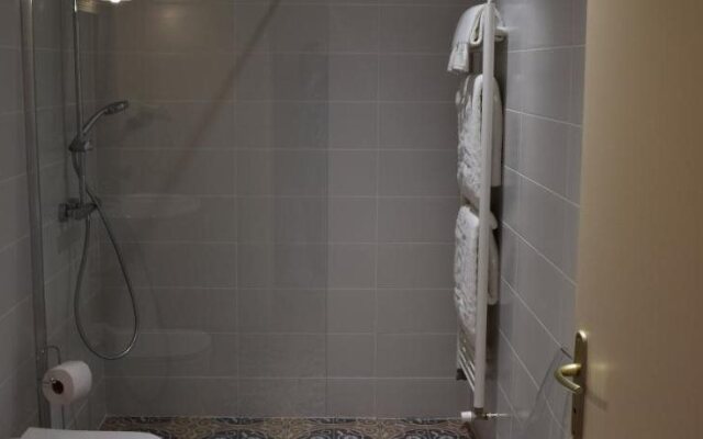 Hotel La Croix De Vernuche