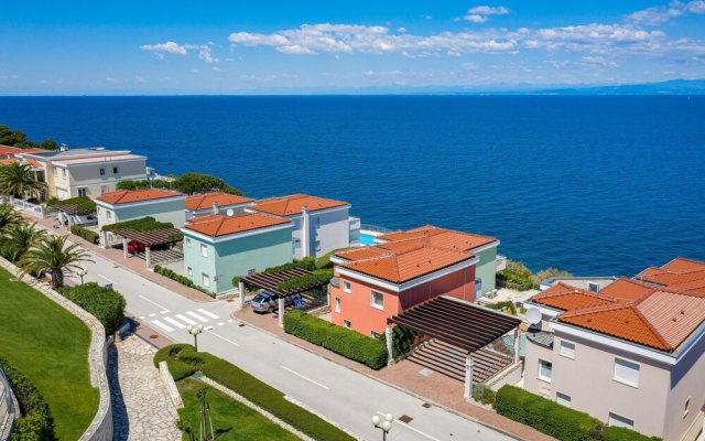 Awesome Home in Savudrija with Hot Tub, WiFi & 2 Bedrooms